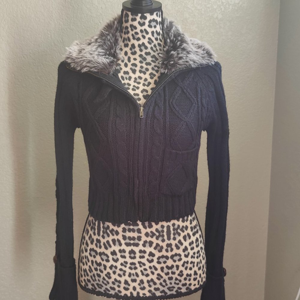 Black Faux Fur Collar Cropped Cardigan
